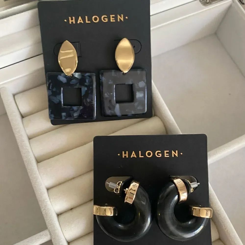 Halogen Earrings lot 🖤 